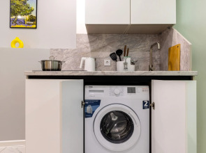 Апартаменты Улучшенные на набережной Обводного канала, 132