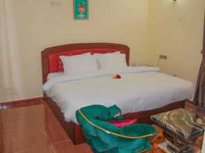 Ama Luxury Suites Hotel
