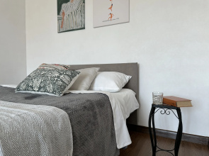 Uyutnaya Kvartira s Parkovkoy Flat