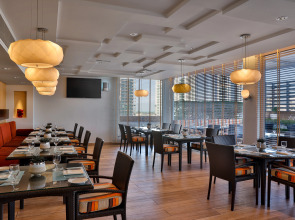 Отель La Suite Dubai Hotel & Apartments