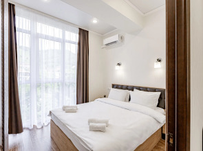 Апартаменты Гортензия Ирины Савельевой в парке с видом на горы