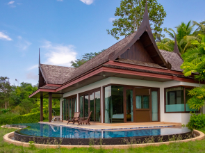 Ocean view Villa with Infinity Pool & King-bed	