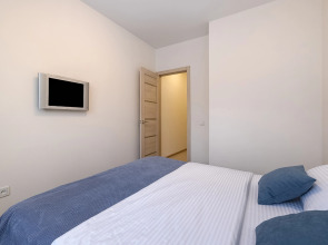 Апартаменты Двухкомнатные на Сибирской 42