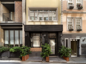 Meroddi La Porta Hotel