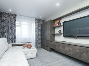 1 Komnantnaya Dekabristov 7/1 Flat