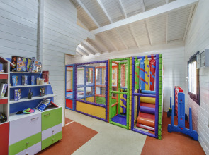 Aska Lara Resort & Spa Hotel