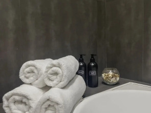 Квартира Стильная уютная двушка недалеко от аэропорта на 6 человек