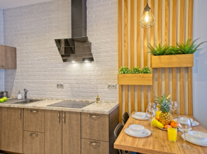 Апартаменты с Балконом Elite Apartments