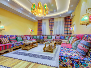 Navat Hotel