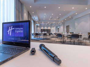 Holiday Inn Express - Yerevan by IHG