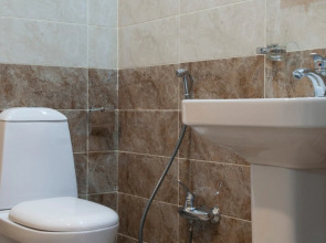 Отель Square Inn