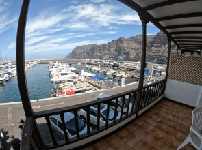 Los Gigantes Apartments