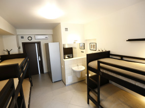 Хостел у Вокзала Бренсон