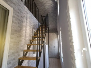 Апартаменты Двухуровневые апартаменты около музея ангелов