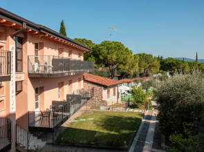 Hotel Regina Del Garda Suite