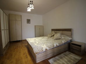 Mashtotsa 37 Apartments