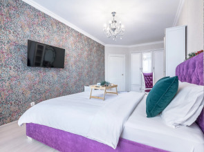 Apartments Bolshoi by Roomers