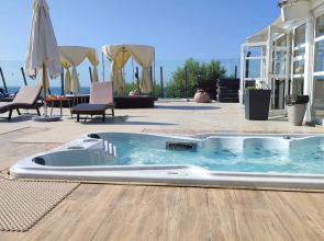 Апартаменты Атлантис 298 с террасой