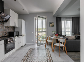 Апартаменты с уютным балконом