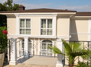 The White Residence Guest House