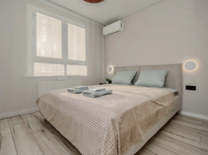 Svetlaya Yevro-Dvushka Privi House Na Repina Flat