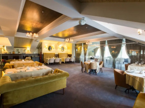 Отель Дрозды Клуб