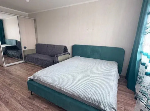 Na Ulitse Generala Rodina 68 Flat