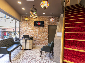 Elasophia Hotel