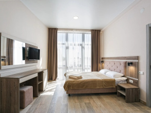 Na 3 etazhe gostevogo doma Alushtik Flat