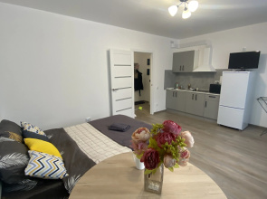 Kvartira Studiya Flat