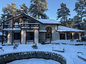 Na Beregu Suhodolskogo Ozera Dom v Gromovo Chalet