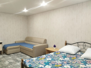 Prostornye Na Prospekte Pobedy Apartments