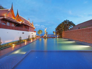 Отель Aksorn Rayong The Vitality Collection