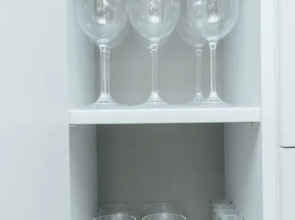 Квартира с Мансардными Окнами и Видом на Море