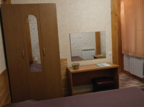 Отель Дронго