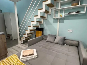 Двухуровневая студия Bright Yellow на Электрозаводской