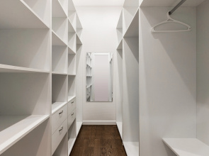 Апартаменты 4-комнатные HomeApart К.Маркса, 30