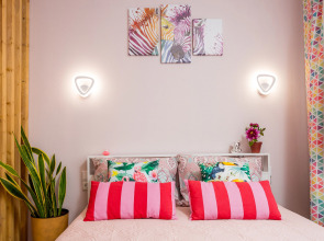 Апартаменты Уютная у стадиона на 1 этаже