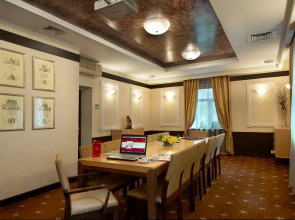 Отель Гринвей