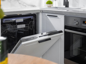 Апартаменты Lalapart Gray stone на 30 этаже небоскреба Савеловский Сити