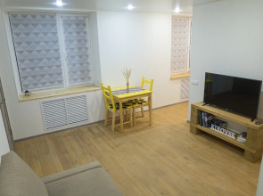 Квартира 50 Лет Октября 37