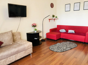 Stilnaya Studiya Na 40-Letiya Pobedy Apartments