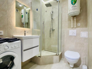 Апартаменты Двухкомнатный Люкс с Красивым Видом 72/2