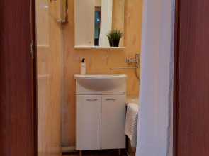 Апартаменты Островитянова 21