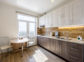 Квартира Студия на 30-ом Этаже с Видом на Лес