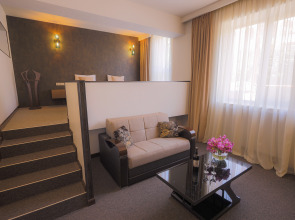 Отель Cascade Yerevan