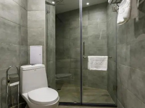 Отель Renion Hills Almaty