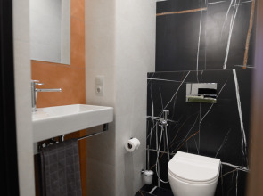 Апартаменты Современные у метро Покрышкина