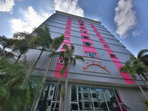 Sunshine Vista Hotel