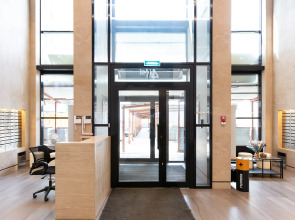 Апартаменты Life Apartments на 10 этаже ЖК Спутник